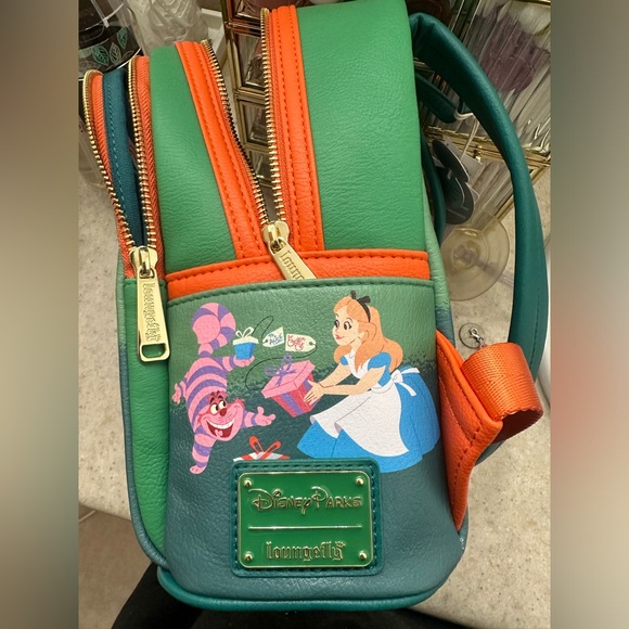 DISNEY CHRISTMAS LOUNGEFLY - Picture 4 of 5